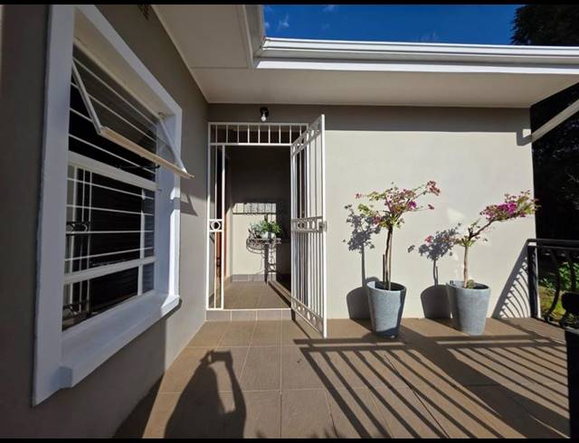 5 BEDROOM HOUSE FOR SALE IN GREENHILLS